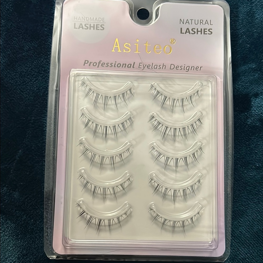 Ardell Black Natural Lashes Makeup